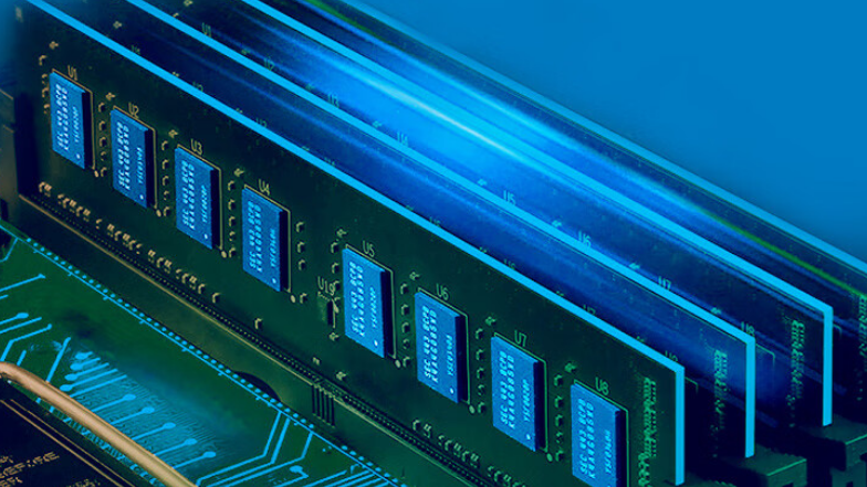 　该产品拥有高速内存，装备了4*DDR4内存卡槽，拥有64G高速内存兼容可靠。它的高频率大内存大幅提升了带宽，强劲的性能大大提升力量用户的工作效率。让用户不论何种环境都可以享受到高速流畅的体验。